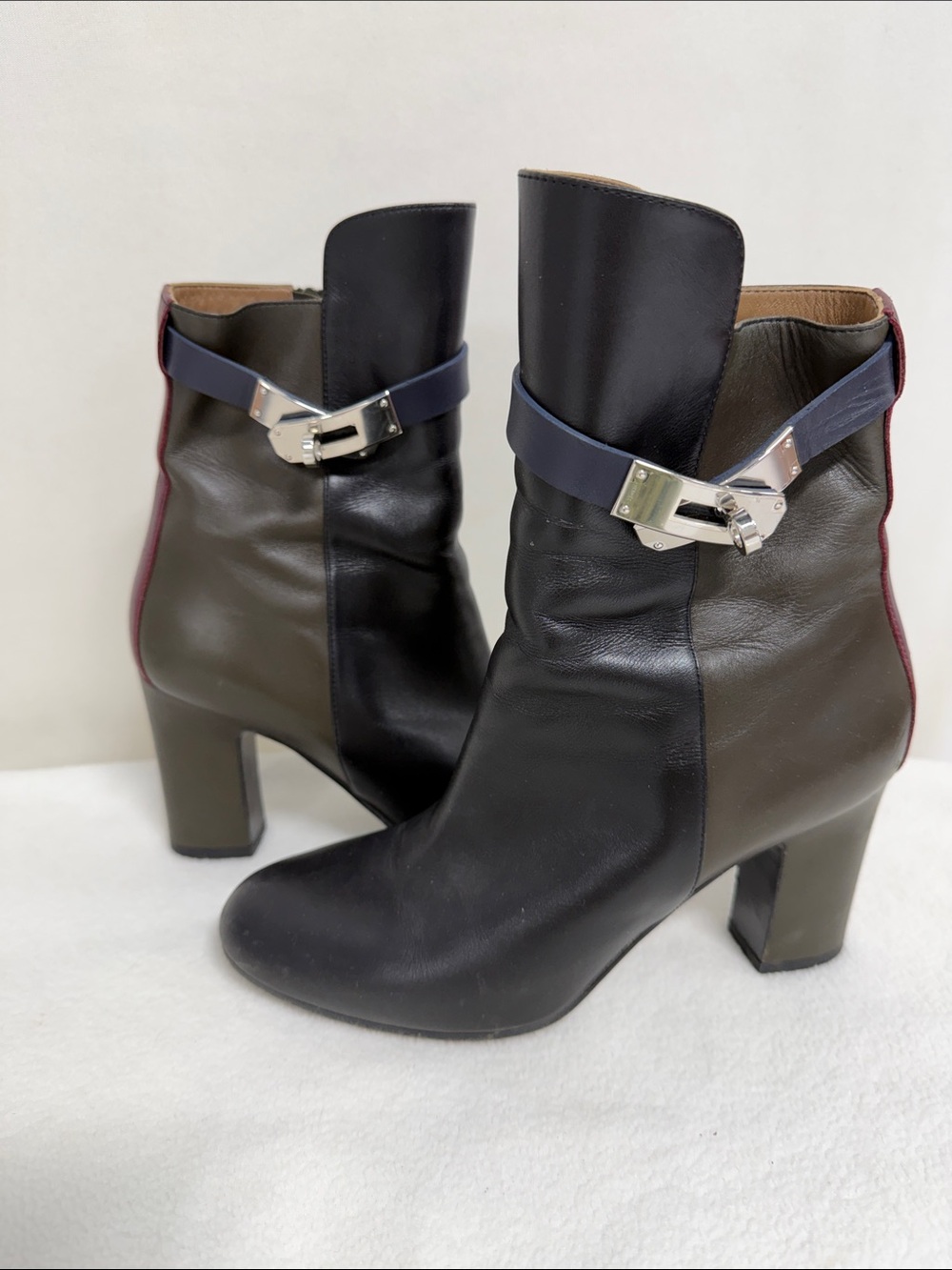 Hermes Two-Tone Black and Olive Leather Ankle Boots with Buckle Strap